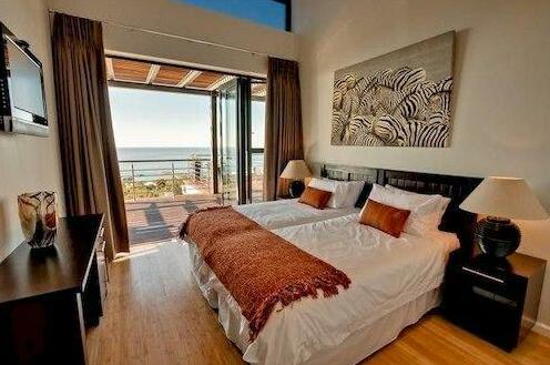 Sea and Rock Villa - Photo4