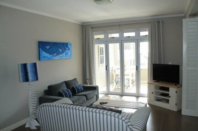 Seaforth Terrace - Photo3