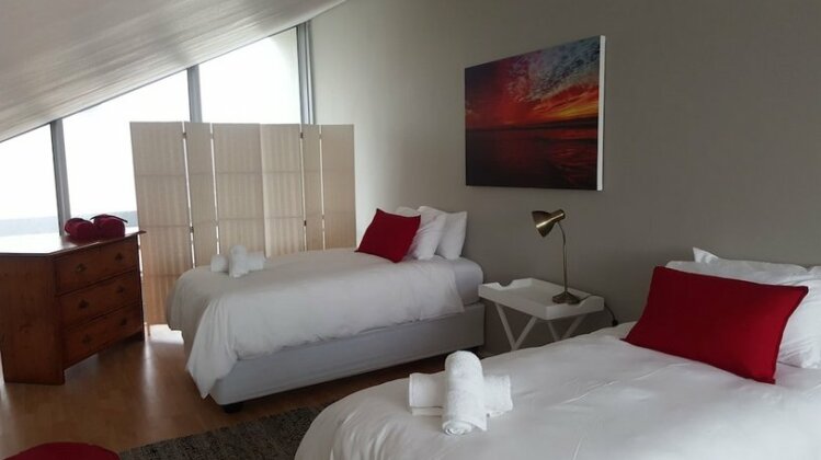 Seaside Village Apartments Cape Town - Photo4