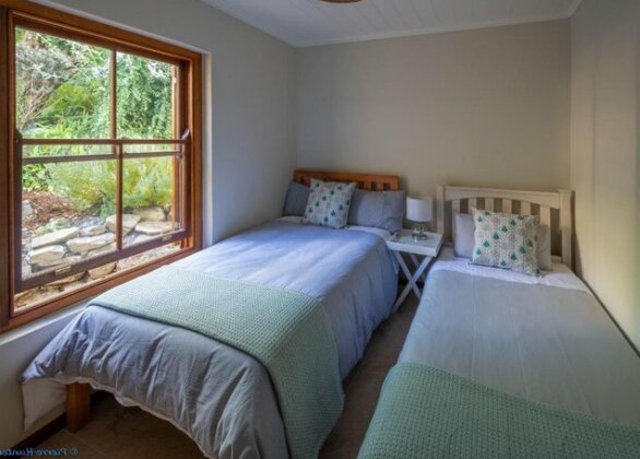 Shutters on Hilltop - Photo5