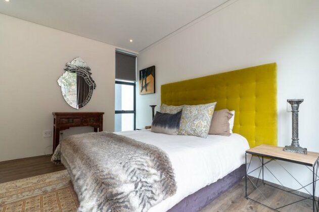 Signalhill Villa - Photo2