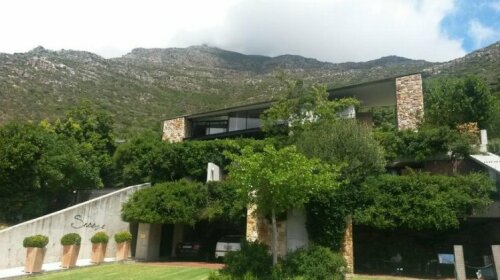 Snooze in Hout Bay Self-Catering