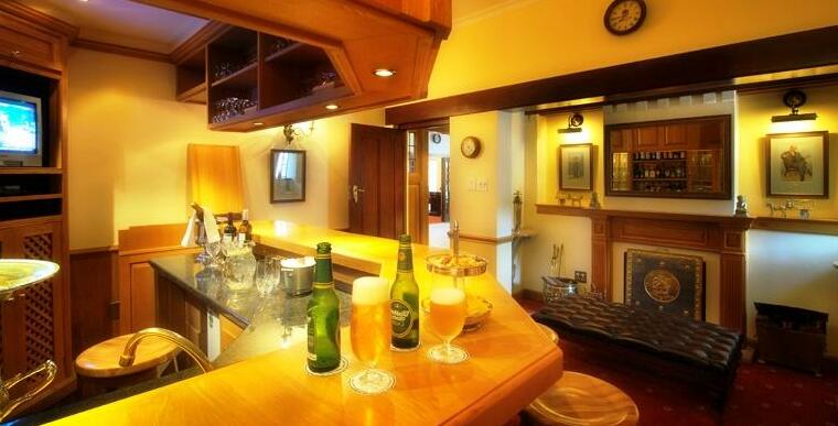St James Guest Houses - Photo2
