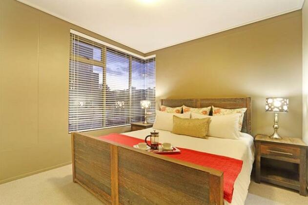 The Odyssey 207 - Photo2