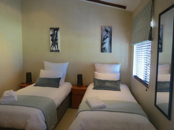 The White Elephant Guesthouse - Photo5