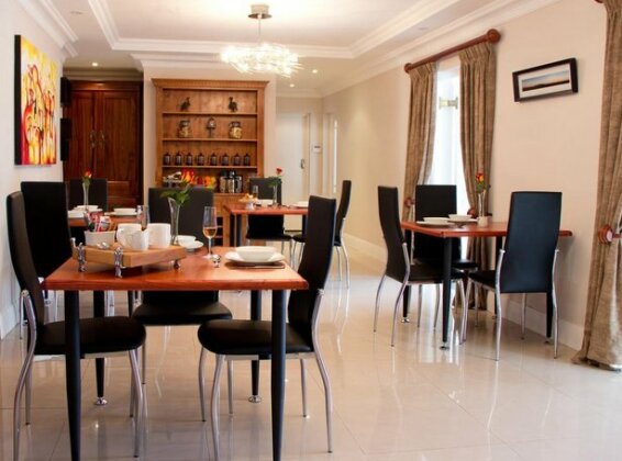 Tokai Forest Guest House - Photo2