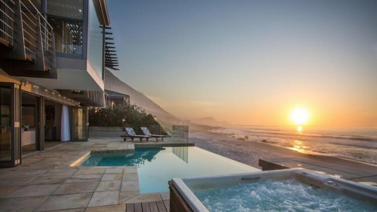 Villa Misty Cliffs