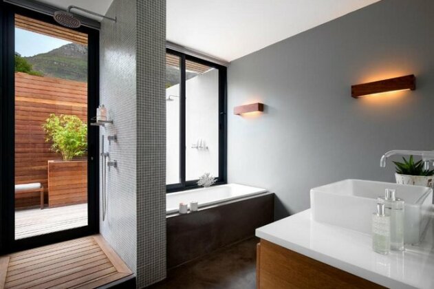 Waterline - Photo2