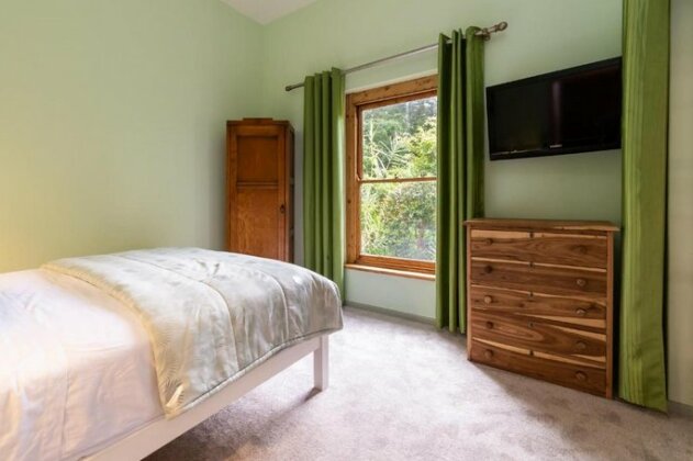 ZenCapeTown Holiday House - Photo3