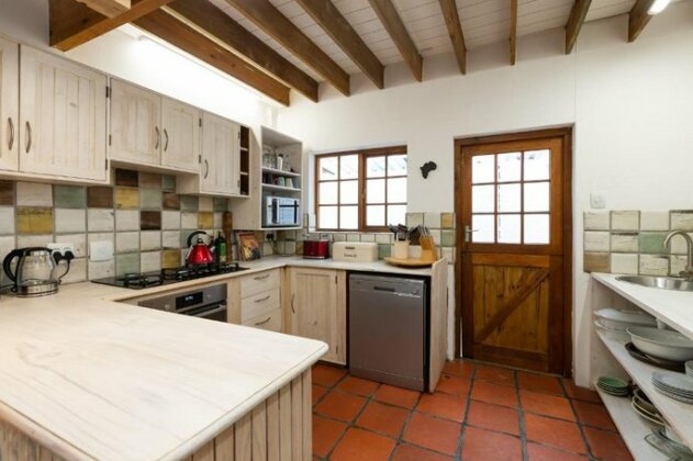 ZenCapeTown Holiday House - Photo5