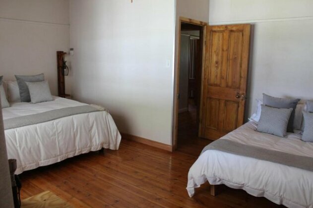 Rooikraal farm Guesthouse and dam - Photo5