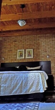 Eddies Self Catering or B&B - Photo3