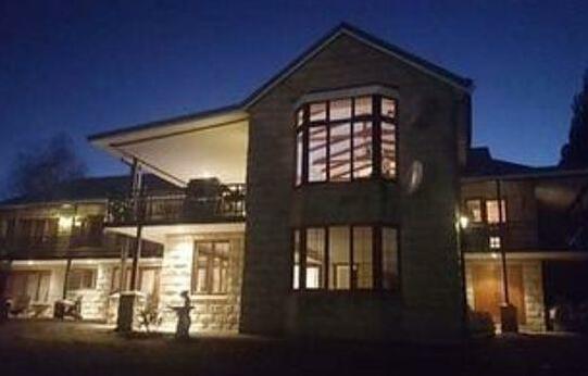 Mt Horeb Manor