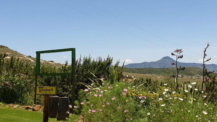 Thaba Lapeng Mountain Escape - Photo5