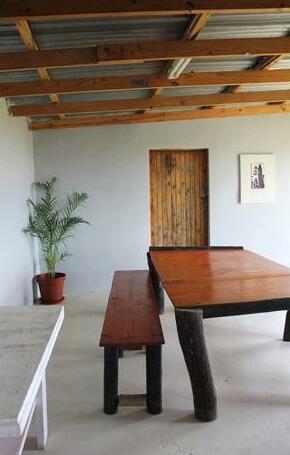 Swell Eco Lodge - Photo2