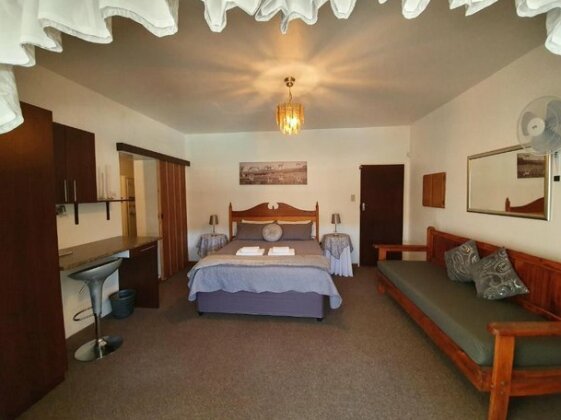 Karoo View Guesthouse Cradock - Photo3