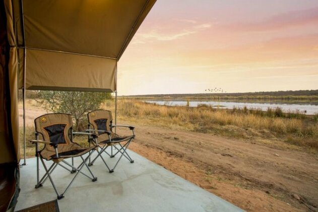Explorers Little Mongena Tented Camp - Photo4