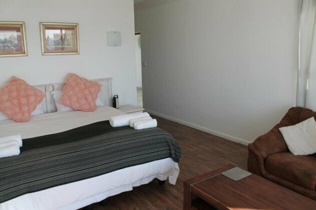 Adam's Guest House Darling - Photo2