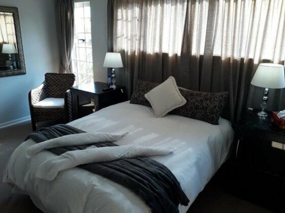 Bella Vista Guest House Durban - Photo4