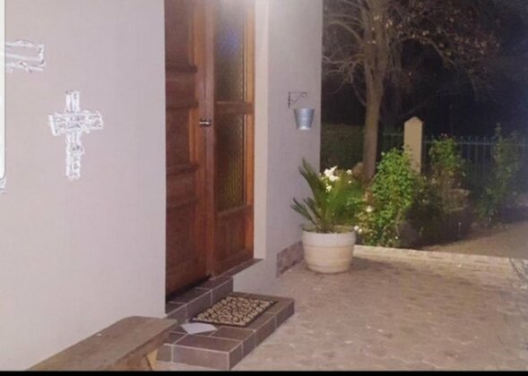 Tania's Accomodation - Photo2