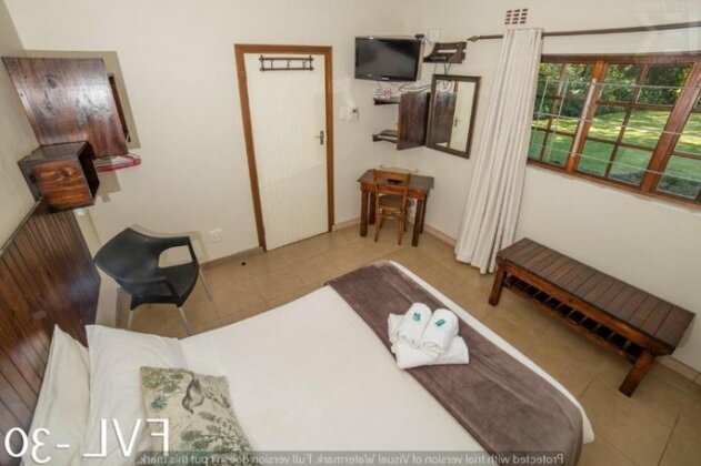 Forest View Lodge Eshowe - Photo4
