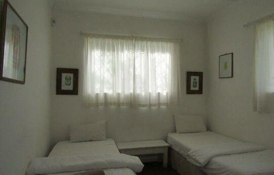 Sugar Hill Manor - Photo2