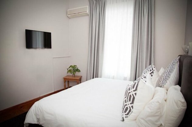 The George Hotel Eshowe - Photo4