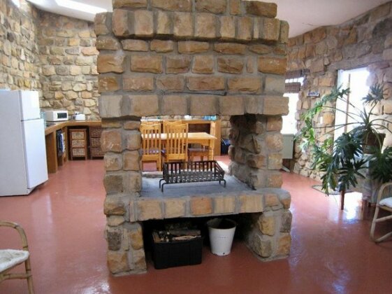 Boulders Lodge - Photo4