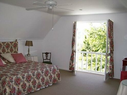 Agincourt Country Guest House - Photo3