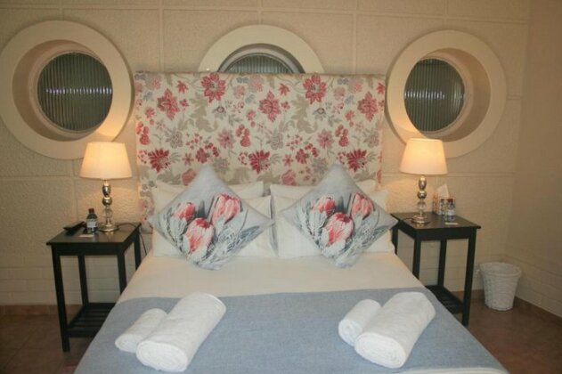 Gibson Place Guest House - Photo2