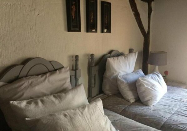 Helena's Guest House - Photo3
