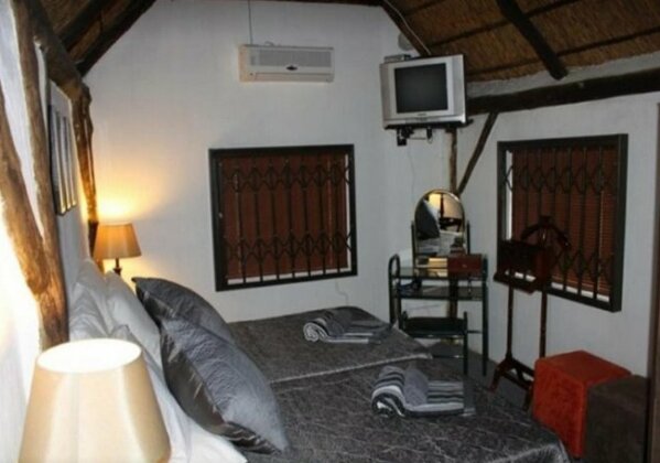 Helena's Guest House - Photo5