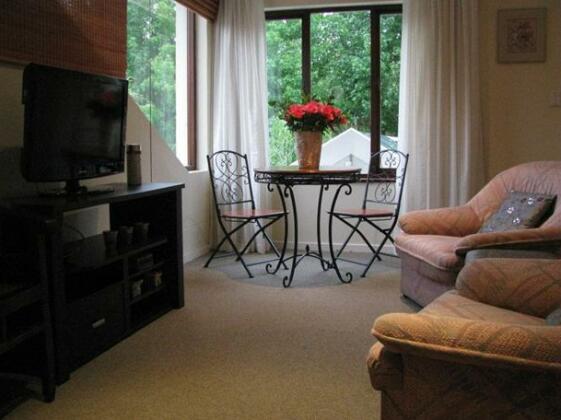 Cherry Berry Guest House - Photo2