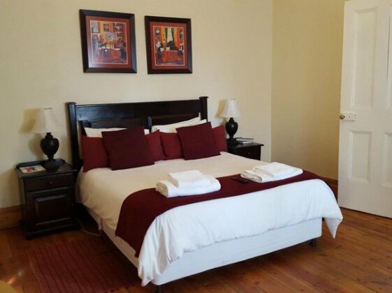 Lali's Guesthouse - Photo2