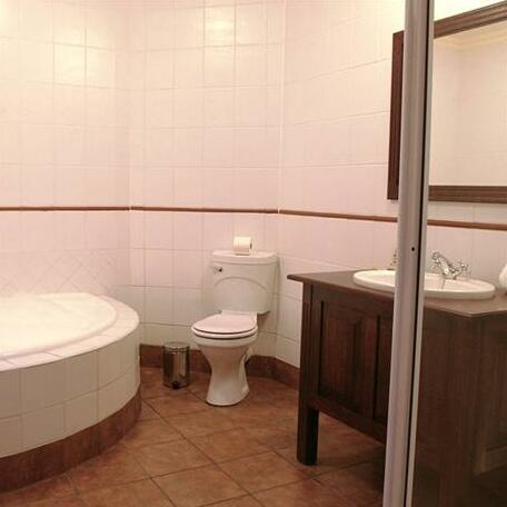 Protea Hotel by Marriott Harrismith Montrose - Photo4