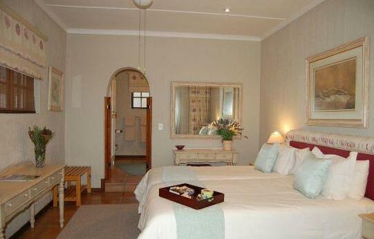 Chestnut Country Lodge - Photo3