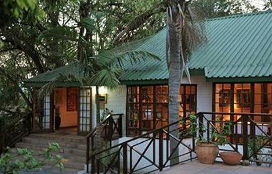 Chestnut Country Lodge - Photo4
