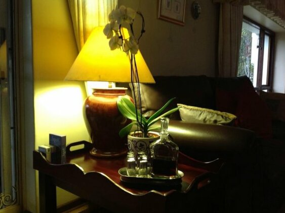 Plumbago Guest House - Photo4