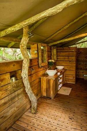 Summerfields Rose Retreat and Spa - Photo2
