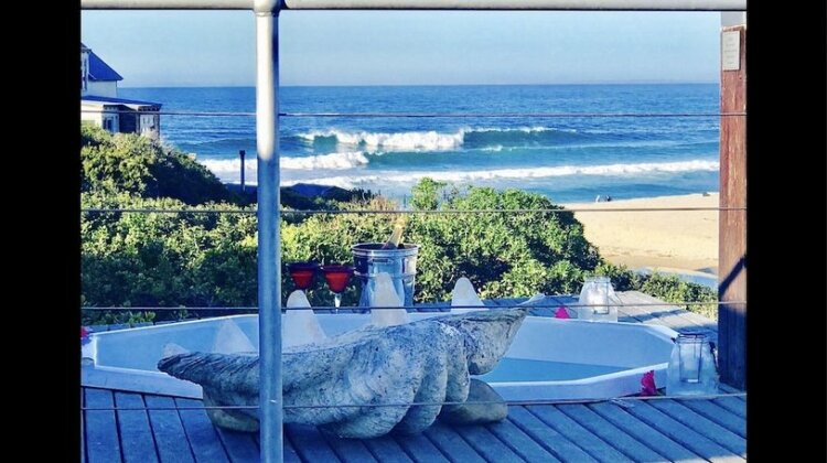 Kennedys Beach Villa - Photo2