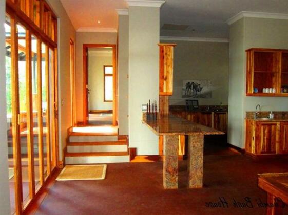Chumbi Bush House - Photo4