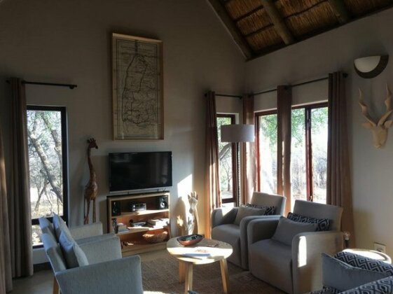 Giraffe Lodge - Photo5