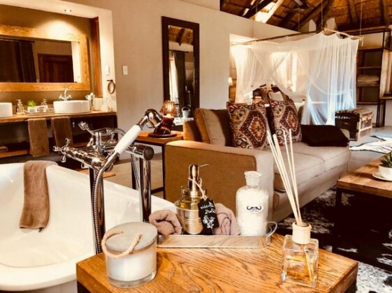 Toro River Lodges Big 5 Safari - Photo4