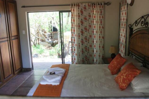 Woodlands Bush Lodge - Photo5