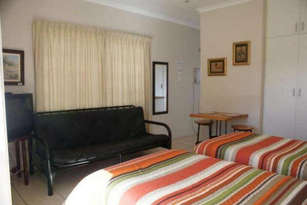 Overnight Accommodation in Howick - Photo5
