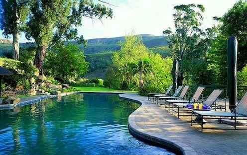 Cavern Resort & Spa - Photo3