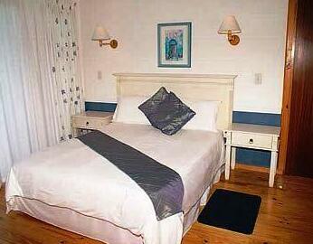 Aston Woods Bed and Breakfast - Photo4