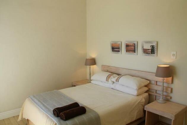 Bungalow Apartments - Photo4