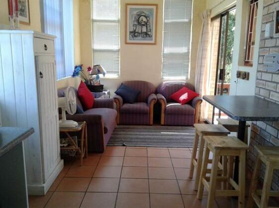 Hillcrest Self-Catering Holiday Apartment - Photo3