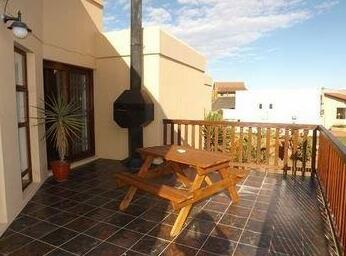 Surf Inn Supers - Photo3